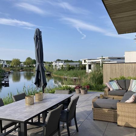 Family Villa With Garden And Jetty ゼーウォルデ エクステリア 写真